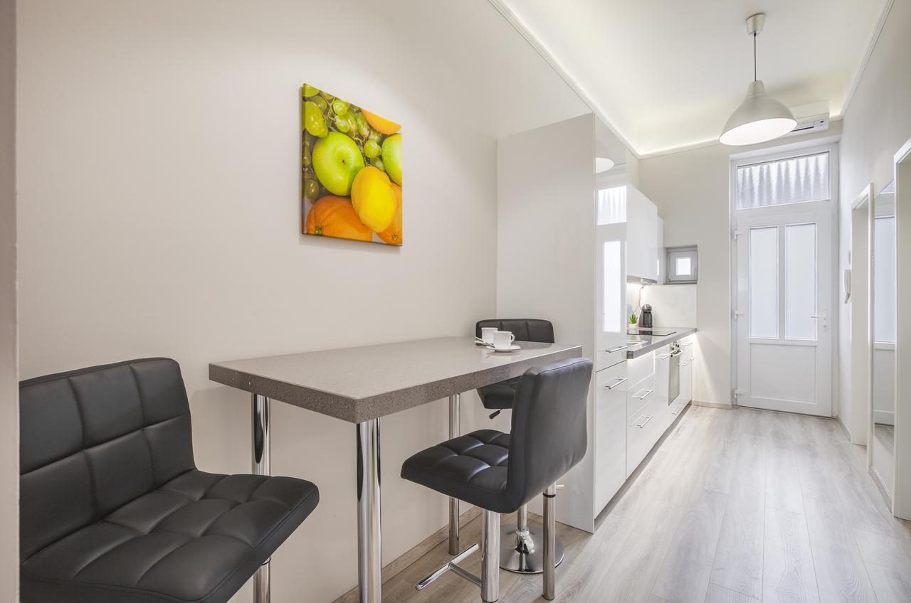 Kings Cross Apartment Budapest Kültér fotó